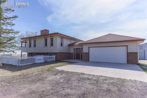 5910 Sengbeil RD, Yoder, CO 80864