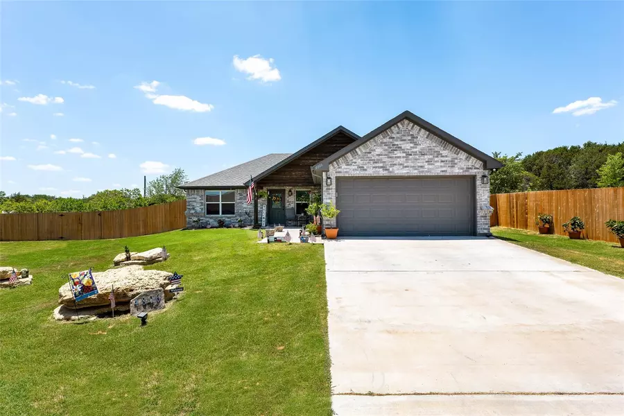 4806 Elizabeth Street, Granbury, TX 76048