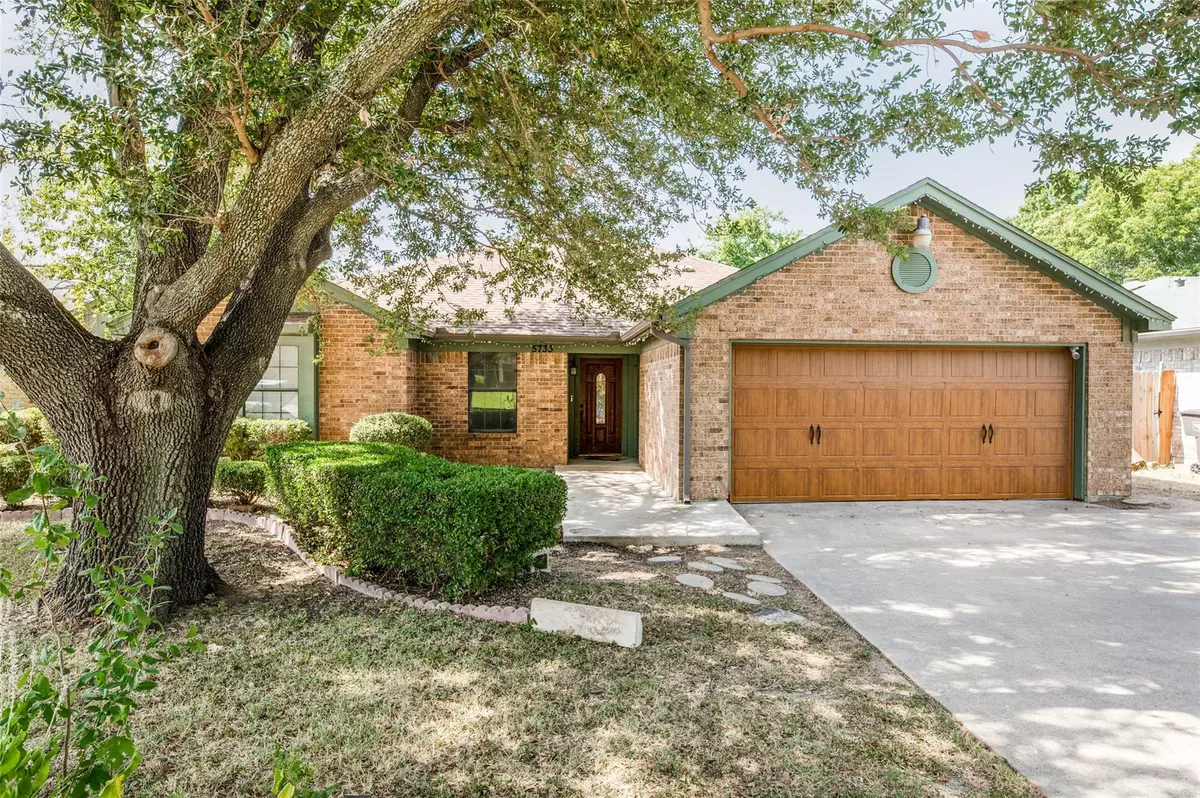 Fort Worth, TX 76135,5733 Sea Breeze Lane