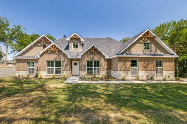 141 deercreek Drive, Waxahachie, TX 75165