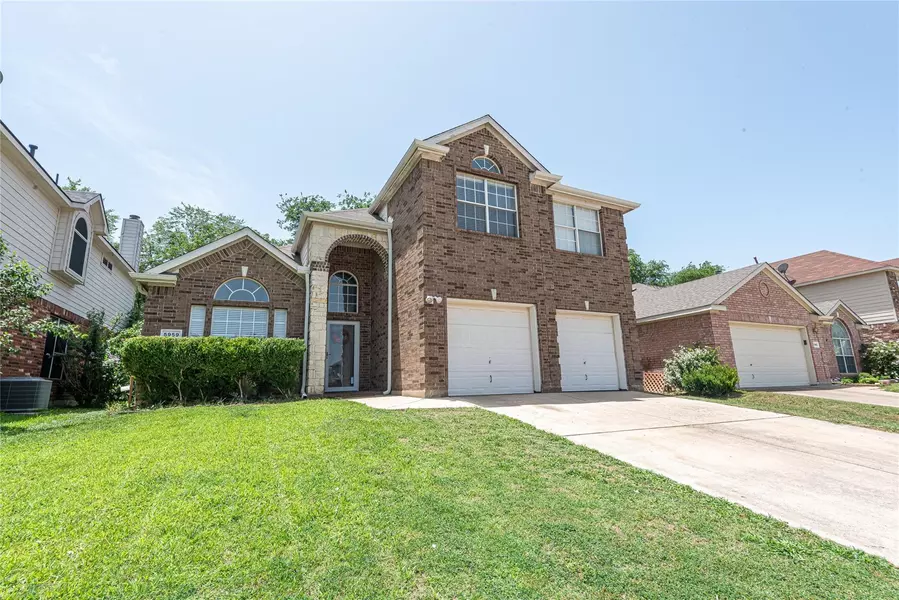 5959 Starboardway Drive, Fort Worth, TX 76135