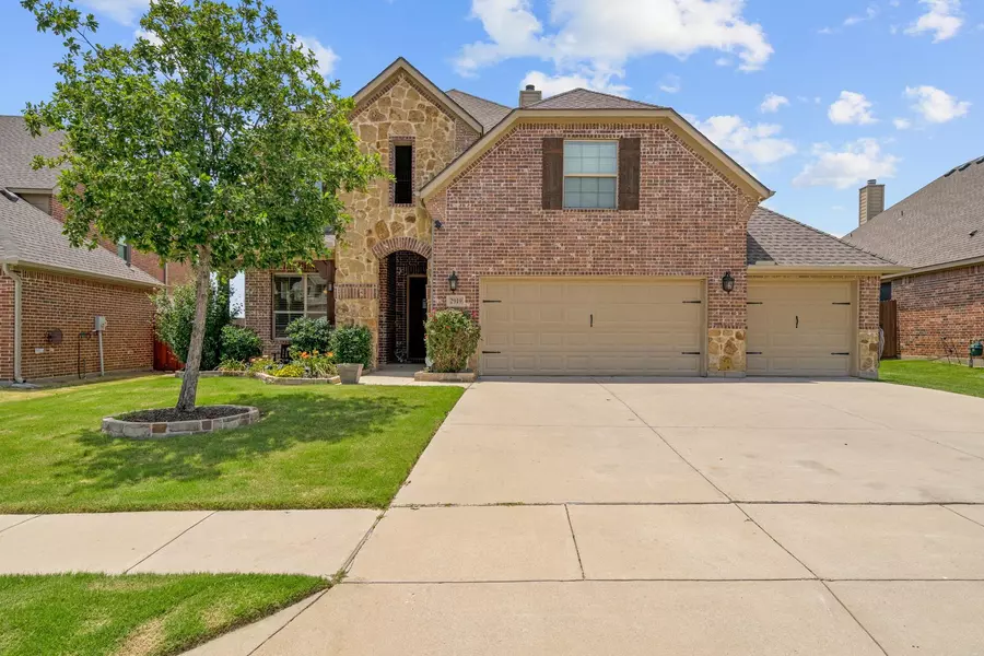 2919 Lakefield Drive, Little Elm, TX 75068