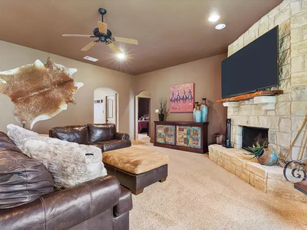 Granbury, TX 76049,211 Chaparral Drive