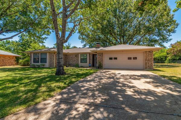 2604 Arapaho Cove, Denison, TX 75020