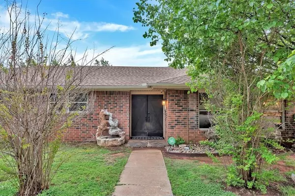 2000 Copeland Way, Edmond, OK 73025