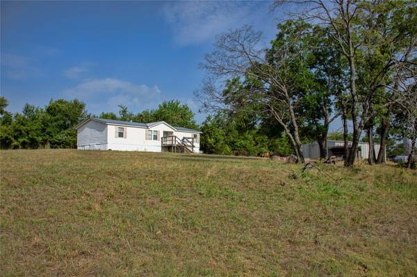 7283 W State Highway 56, Savoy, TX 75479