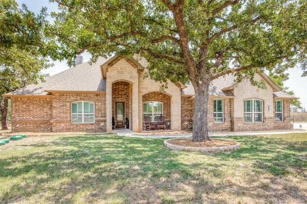 125 Private Road 3496, Paradise, TX 76073