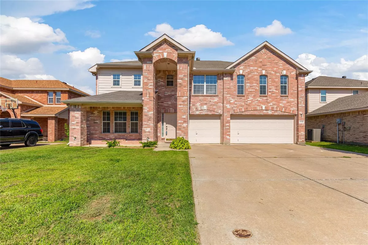 Grand Prairie, TX 75052,5340 Cameron Drive