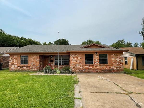 1812 W Scott Street, Sherman, TX 75092