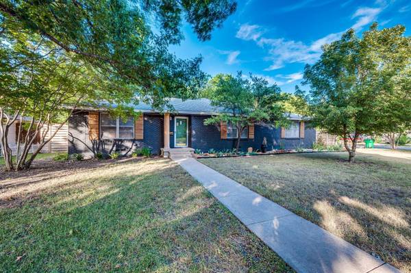 405 Richmond Lane, Waxahachie, TX 75165