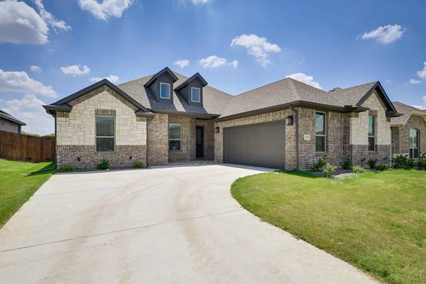 148 Independence Drive, Joshua, TX 76058