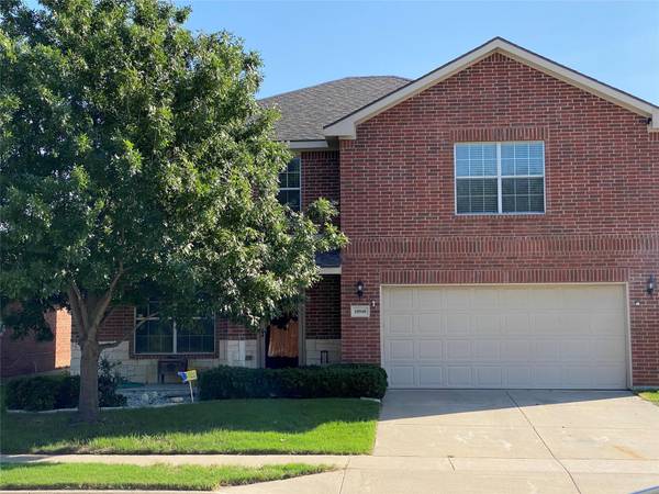 10548 Winding Passage Way, Fort Worth, TX 76131