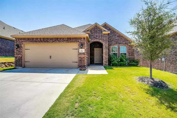 224 Bower Ridge Drive, Fort Worth, TX 76108