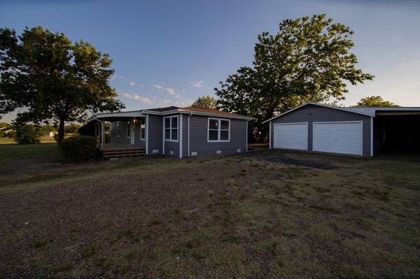 361 Harris Lane, Whitewright, TX 75491