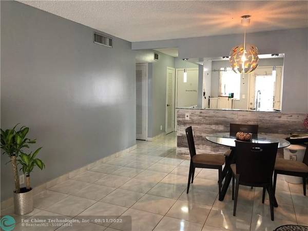 Hallandale Beach, FL 33009,420 NE 12th Ave  #506