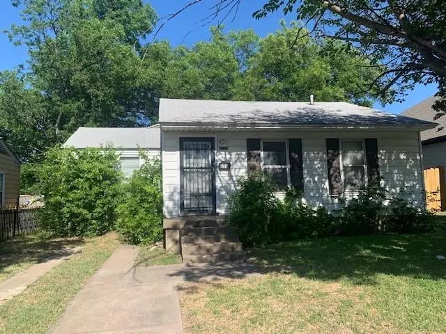 4205 5th Avenue, Fort Worth, TX 76115