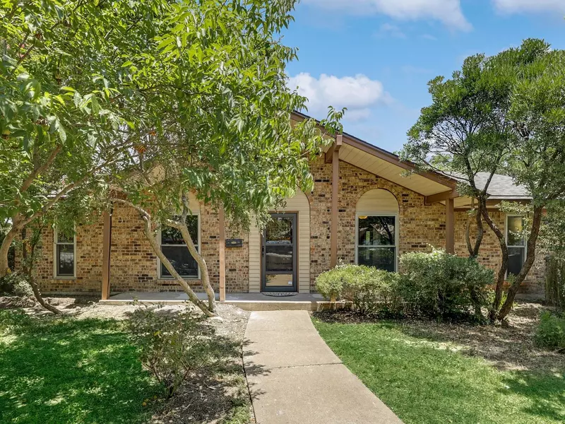 4902 Pinehurst Drive, Garland, TX 75043