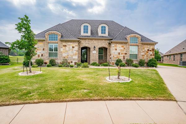 1314 Prestwick Court,  Granbury,  TX 76048