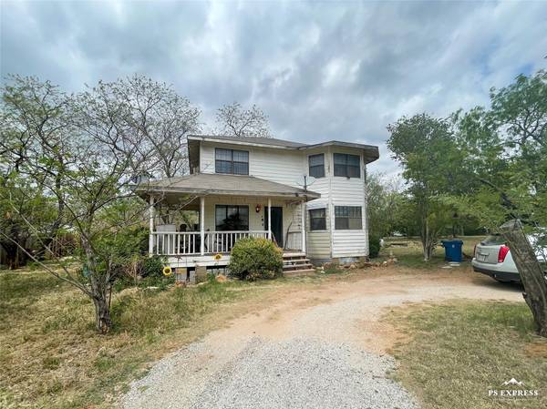 509 E 13th Street, Cisco, TX 76437