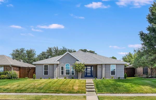 1315 E Branch Hollow Drive, Carrollton, TX 75007