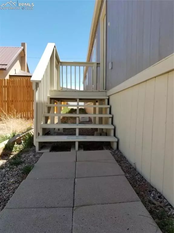 Calhan, CO 80808,522 Pueblo ST