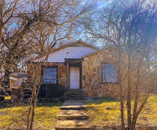 612 SE 18th Street, Mineral Wells, TX 76067