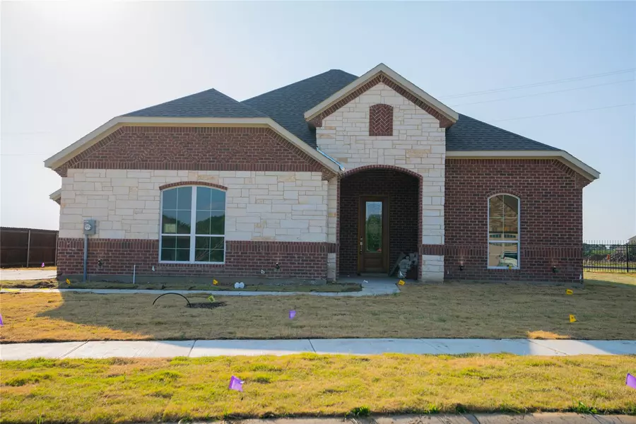 1200 Carnoustie Drive, Ennis, TX 75119