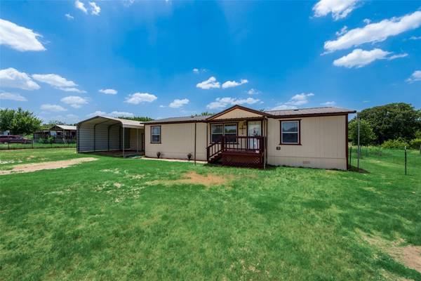 147 Clay Court, Springtown, TX 76082