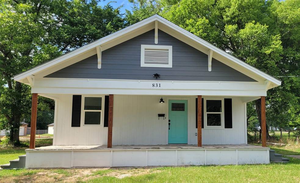 831 Alabama Street, Sulphur Springs, TX 75482