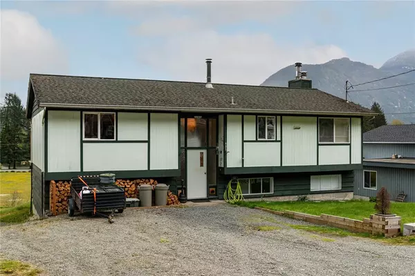 Sayward, BC V0P 1R0,451 Macmillan Dr