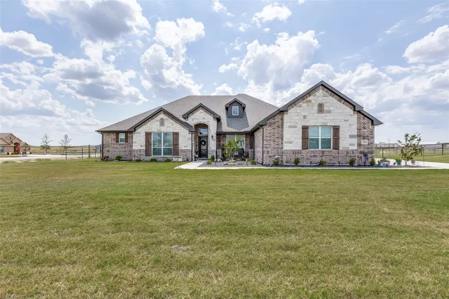 7801 Sagebrush Lane, Godley, TX 76044