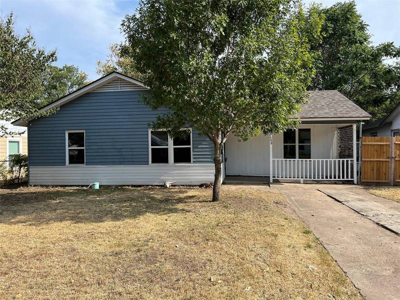 1648 Fagan Drive, Blue Mound, TX 76131