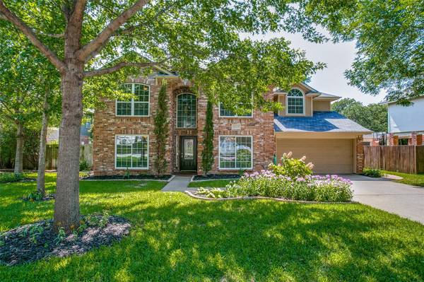 1037 Brownstone Drive, Grapevine, TX 76051