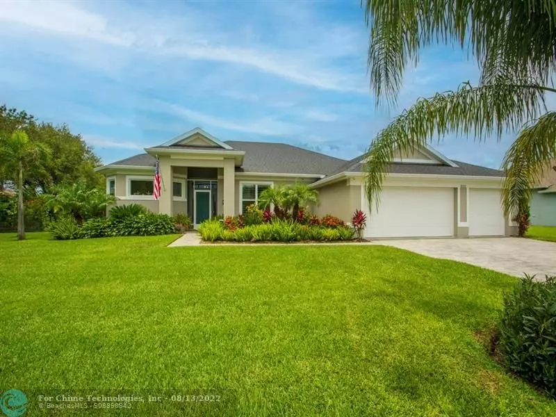 8353 Paladin Sq, Vero Beach, FL 32967