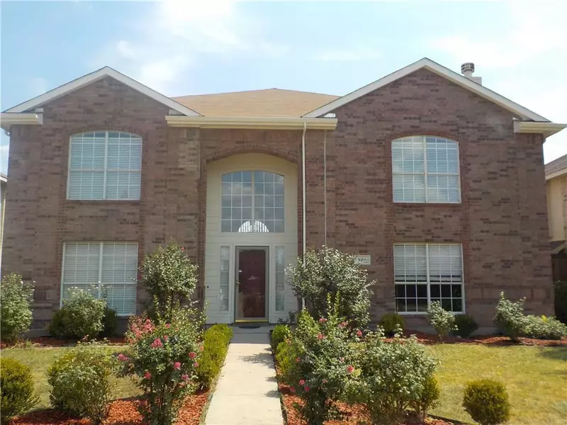 520 Bald Cypress Drive, Lancaster, TX 75146