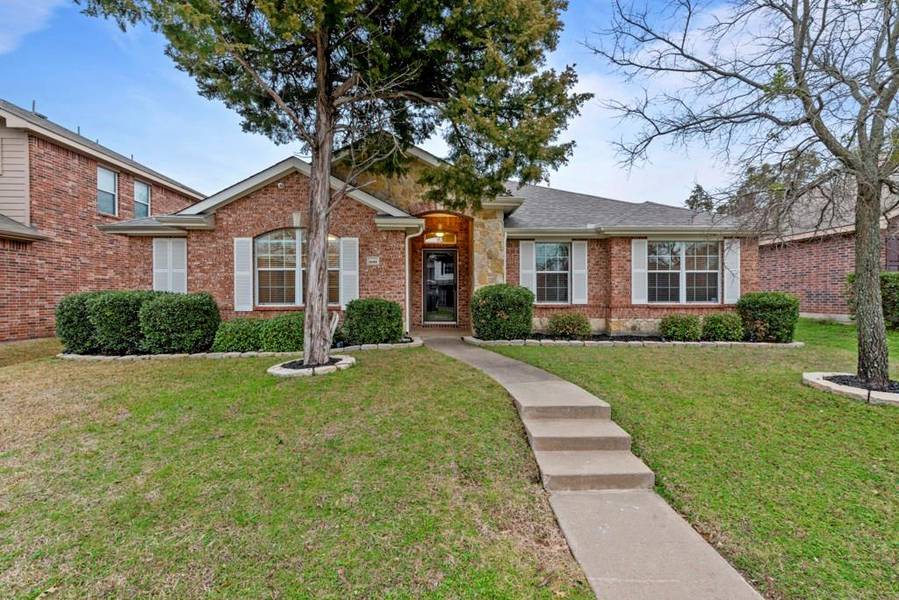 2151 Fair Weather Drive, Lancaster, TX 75146