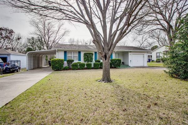 574 W 6th Street, Lancaster, TX 75146