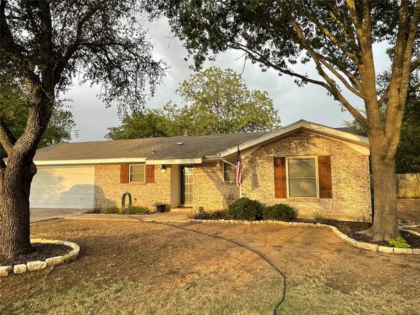 307 Elm Street, Bangs, TX 76823