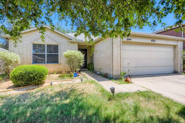 207 Oakhurst Drive, Seagoville, TX 75159