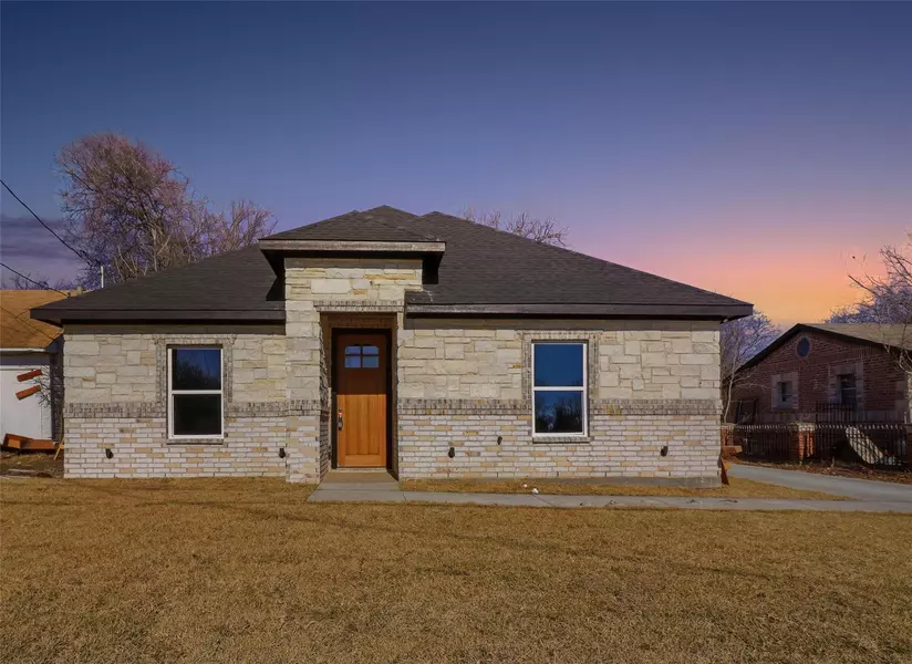 4234 Easter Avenue, Dallas, TX 75216