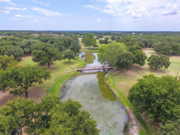 3001 Meander Road, Granbury, TX 76049