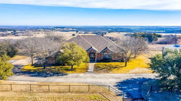 1111 Private Road 765, Lipan, TX 76462