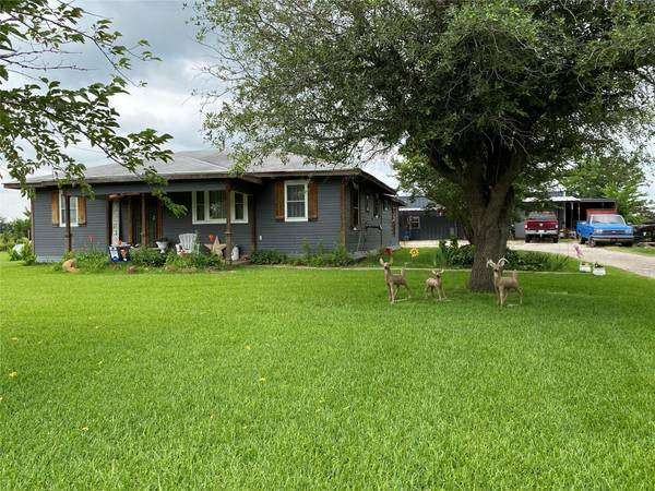 4620 County Road 1033, Celeste, TX 75423