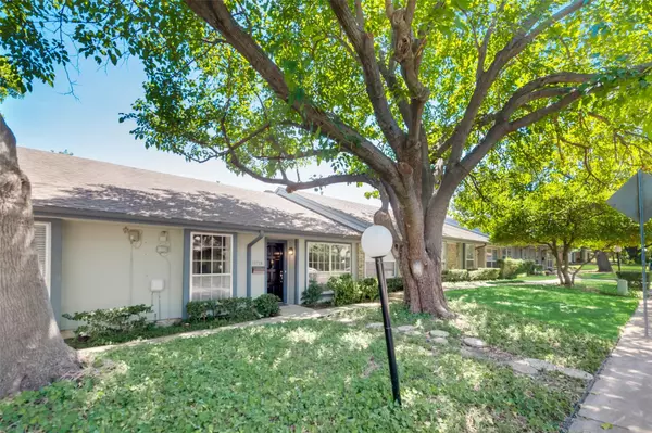 Dallas, TX 75240,13738 Flagstone Lane