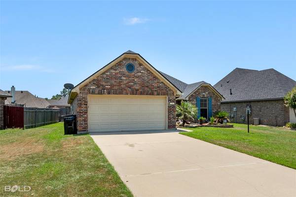 204 Pearwood Circle, Haughton, LA 71037