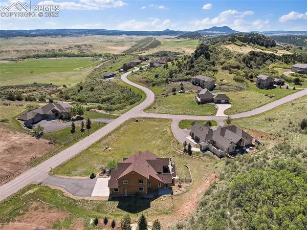 Larkspur, CO 80118,5716 Country Club DR