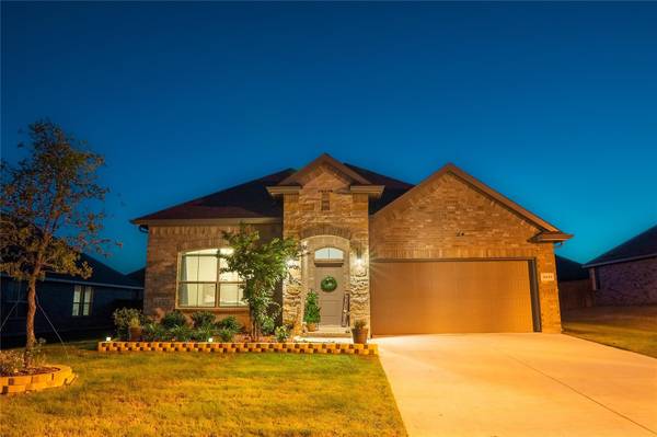 3431 Lauren Street, Krum, TX 76249