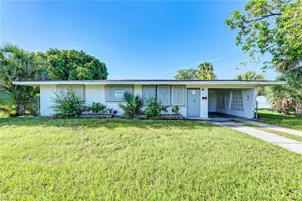 3036 Market ST, Fort Myers, FL 33916