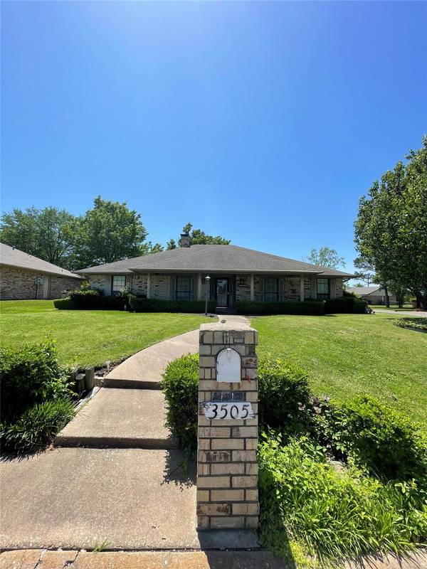 3505 Tipps Drive, Greenville, TX 75402