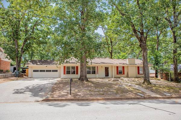 1811 Yosemite, Tyler, TX 75703